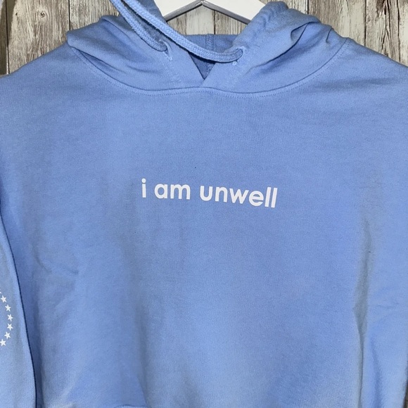 Barstool Chicks "I Am Unwell  Call Her Daddy" Light Blue Crop Hoodie Medium - Picture 5 of 6